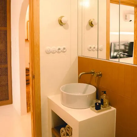 Casa Palmita - - Modern 2 Guests Terrace Wifi Apartment *